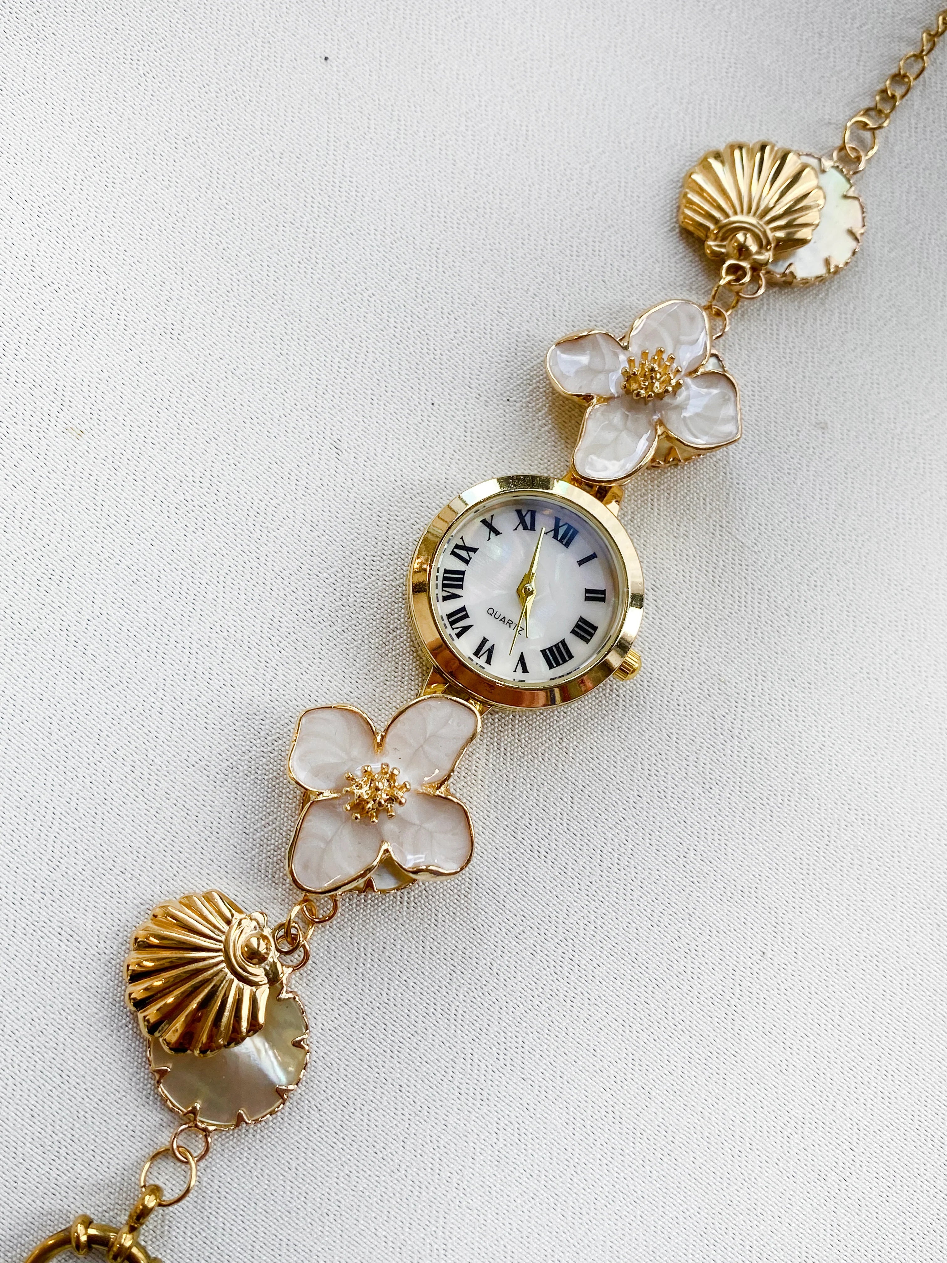 Floral Seashell Watch